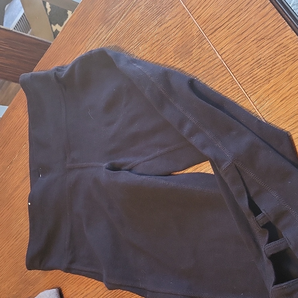 Xersion Capris Black